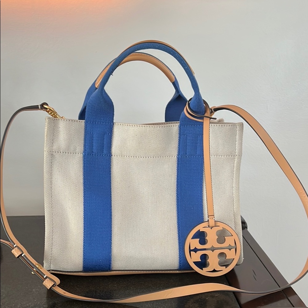 Tory Burch Blue and Tan Women's small tote Bag. Good use conditions